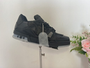 Louis Vuitton LV 9