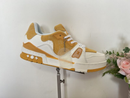 Louis Vuitton LV 9
