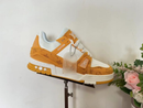 Louis Vuitton LV 2
