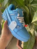 Louis Vuitton LV 2