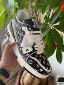 Louis Vuitton LV