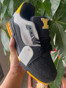 Louis Vuitton LV