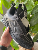Louis Vuitton LV