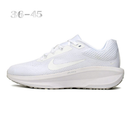Nike Vomero 11